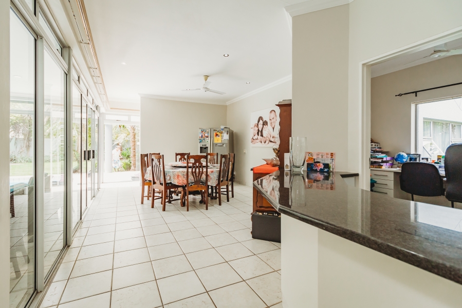 6 Bedroom Property for Sale in Heatherlands Western Cape